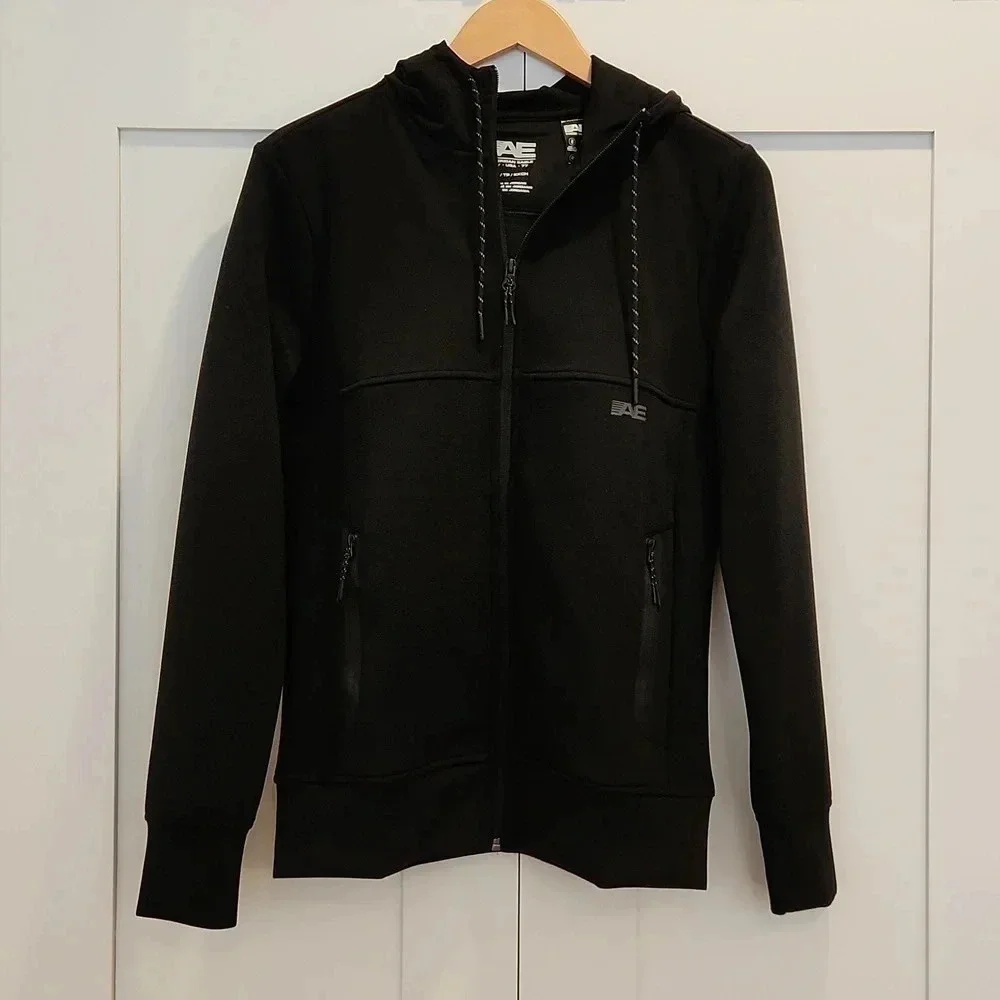 NWT || AMERICAN EAGLE || mens extra small hoodie (or a teens large)